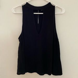 Kendall + Kylie Small Blank Tank Top